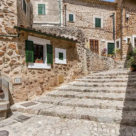Town House Cas Decu * Fornalutx